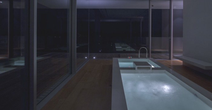 30-Interior-swimming-pool-700x364