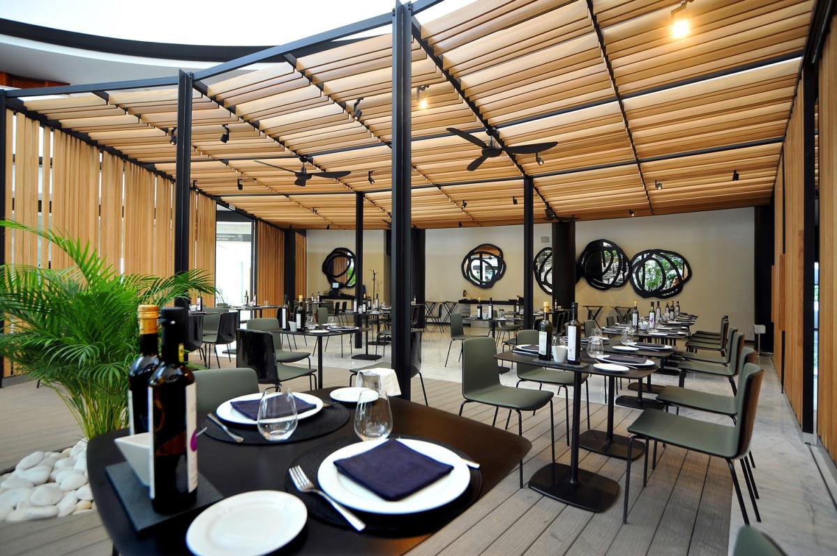hotel-renacimiento-restaurante-jardin_0