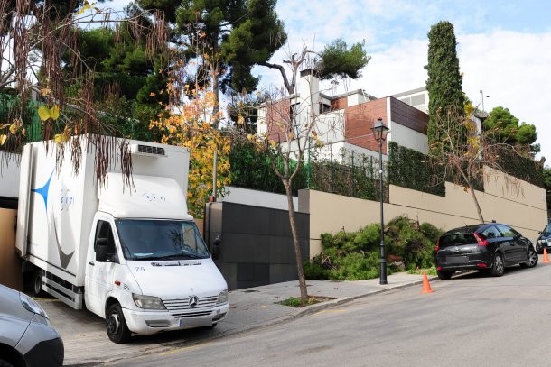 Urdangarín y la infanta Cristina, forzados a vender el palacete de pedralbes (fotos)