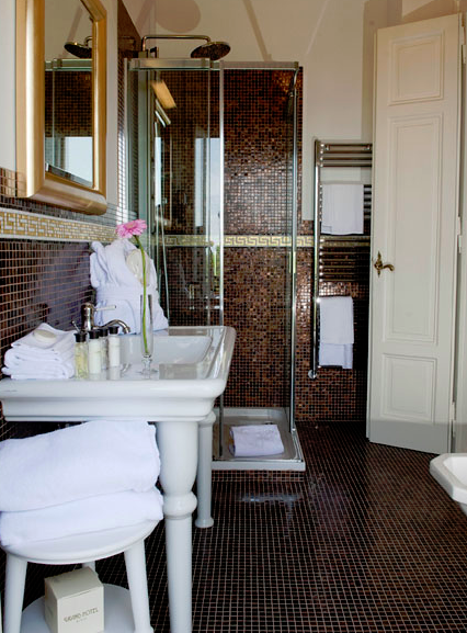 FireShot_Screen_Capture_021_-_Grand_Hotel_Rimini_albergo_5_stelle_lusso_riviera_romagnola_-_Phot