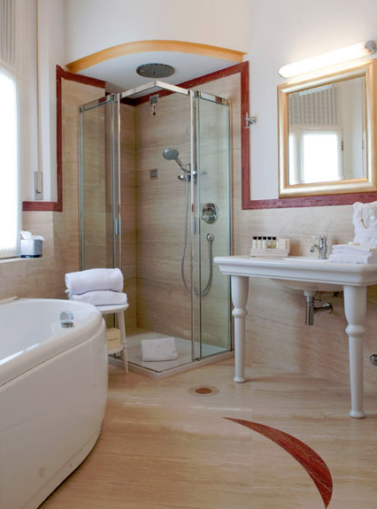 FireShot_Screen_Capture_023_-_Grand_Hotel_Rimini_albergo_5_stelle_lusso_riviera_romagnola_-_Phot