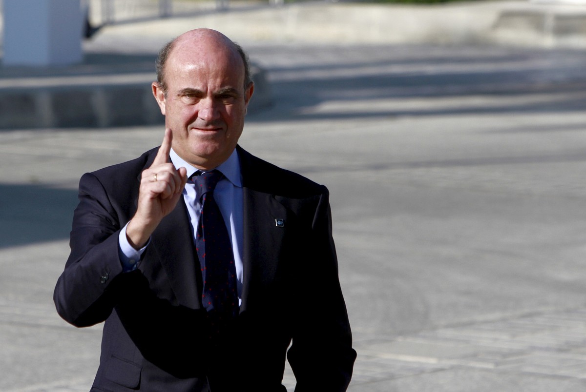 De guindos adelanta que el PIB bajó hasta un 0,6% en el primer trimestre