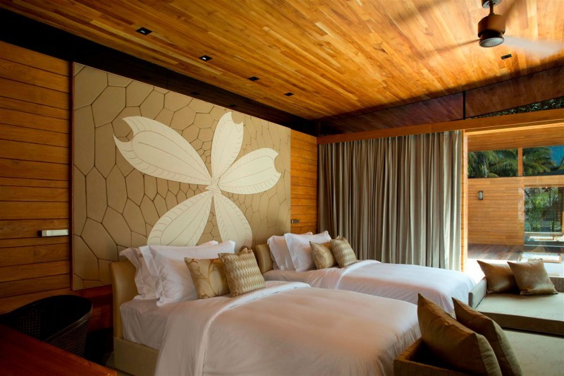 Coco-Prive-Kuda-Hithi-Island-17-800x533