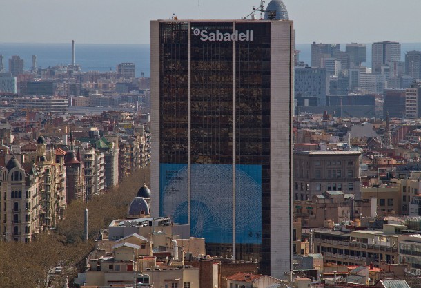 banco-sabadell-edificio