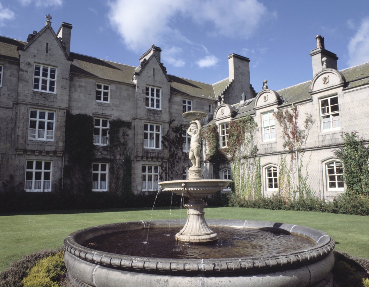 Casas y palacios de Isabel ll (fotos)