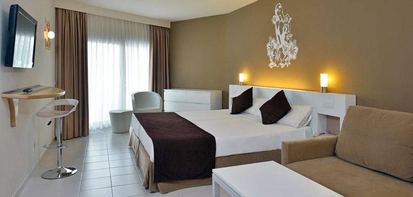 05esolwavehouse-jsuitelater