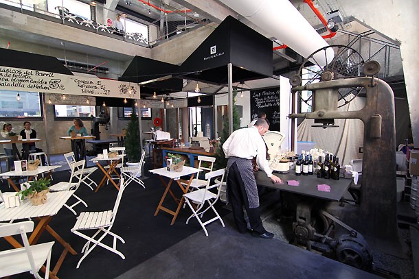 La decoración invade la calle: así se convierte el centro de Madrid en una enorme galería de arte