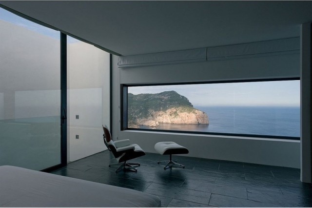 al_090813_16-940x626-640x426