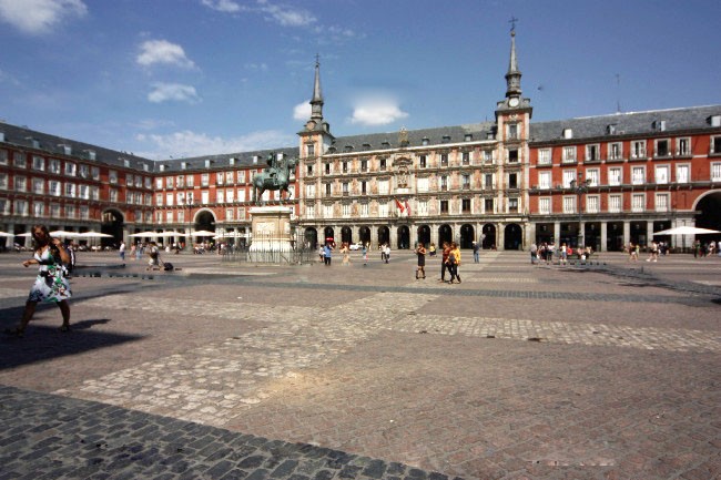 8 casas en las que tomarse una ‘relaxing cup of café con leche in la plaza mayor’