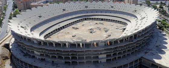 Bancaja encubrió la quiebra del Valencia, provocada por la construcción del nuevo mestalla