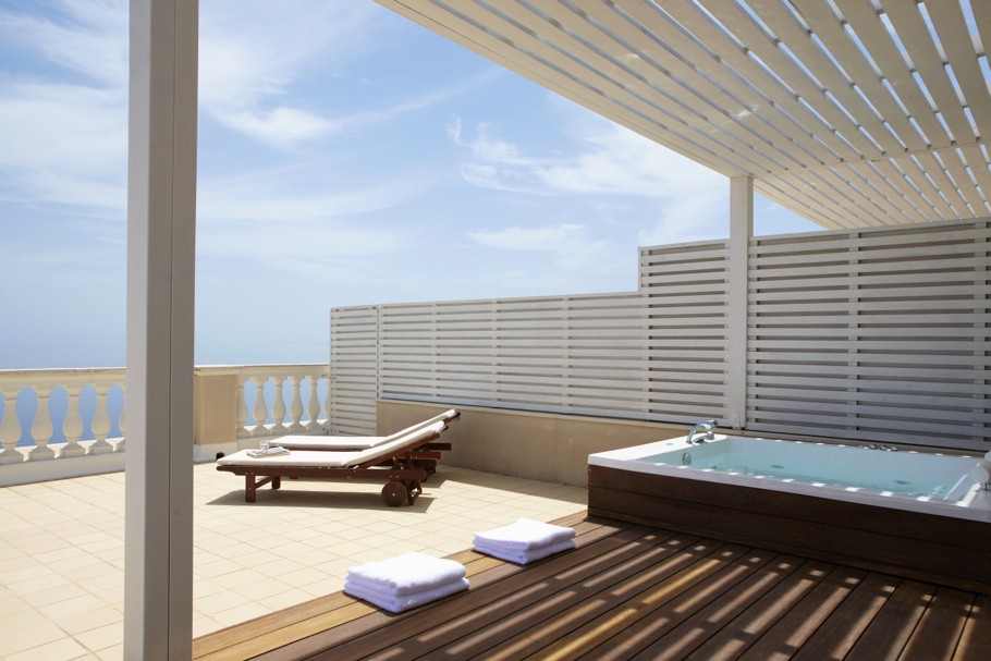 Luxury-Marbella-Beach-Hotel-Corfu-03_0