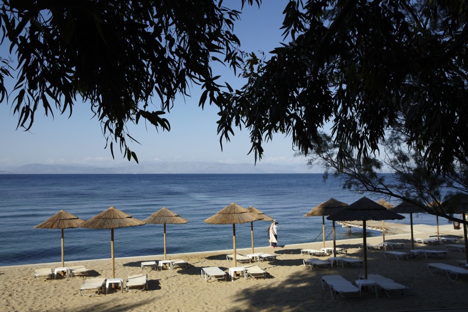 Luxury-Marbella-Beach-Hotel-Corfu-11