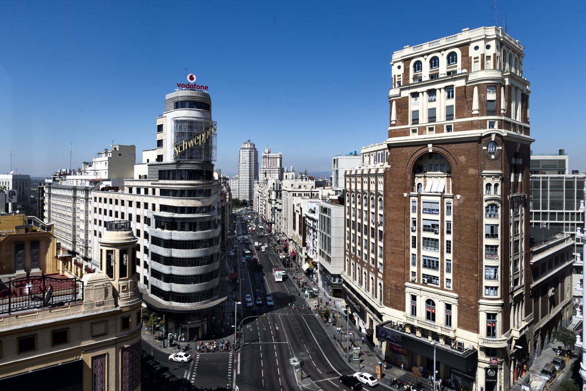 La gran vía madrileña pierde atractivo: los alquileres de oficinas caen un 50% y ni aun así hay inquilinos