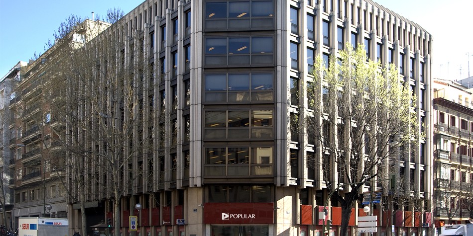 Banco popular vende la gestión de su negocio inmobiliario a värde partners y kennedy wilson