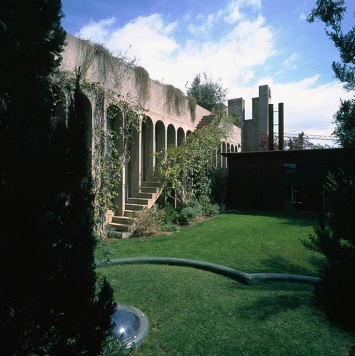 cement-factory-conversion-ricardo-bofill-barcelona-spain-19