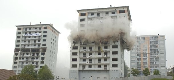 Los expertos creen que las promociones de viviendas paradas serán lo último que se resuelva en la crisis 