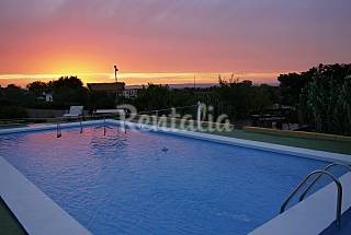 Los castillos de ‘Isabel’: los 7 palacios de Isabel la católica y los mejores alojamientos para visitarlos