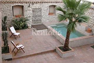 Los castillos de ‘Isabel’: los 7 palacios de Isabel la católica y los mejores alojamientos para visitarlos