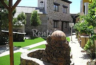 Los castillos de ‘Isabel’: los 7 palacios de Isabel la católica y los mejores alojamientos para visitarlos