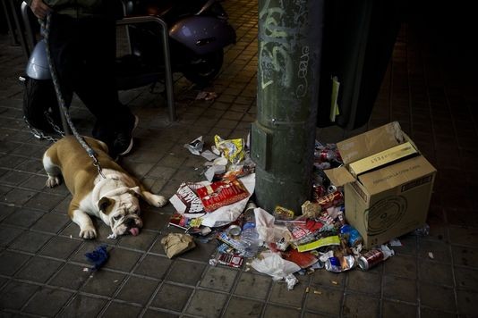 7 fotos publicadas en medios extranjeros que hunden el prestigio de Madrid, la “capital mundial de los residuos”