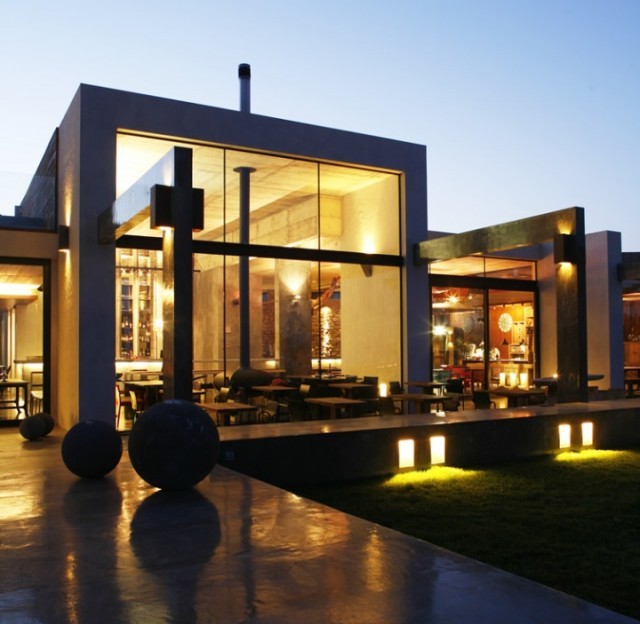 Areias-do-Seixo-Charm-Hotel-Lisbon-Portugal-26-640x624