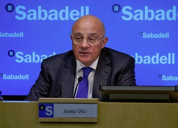 josep oliú, presidente de banco sabadell Banco sabadell vende 16.000 inmuebles en 2013, un 17% más