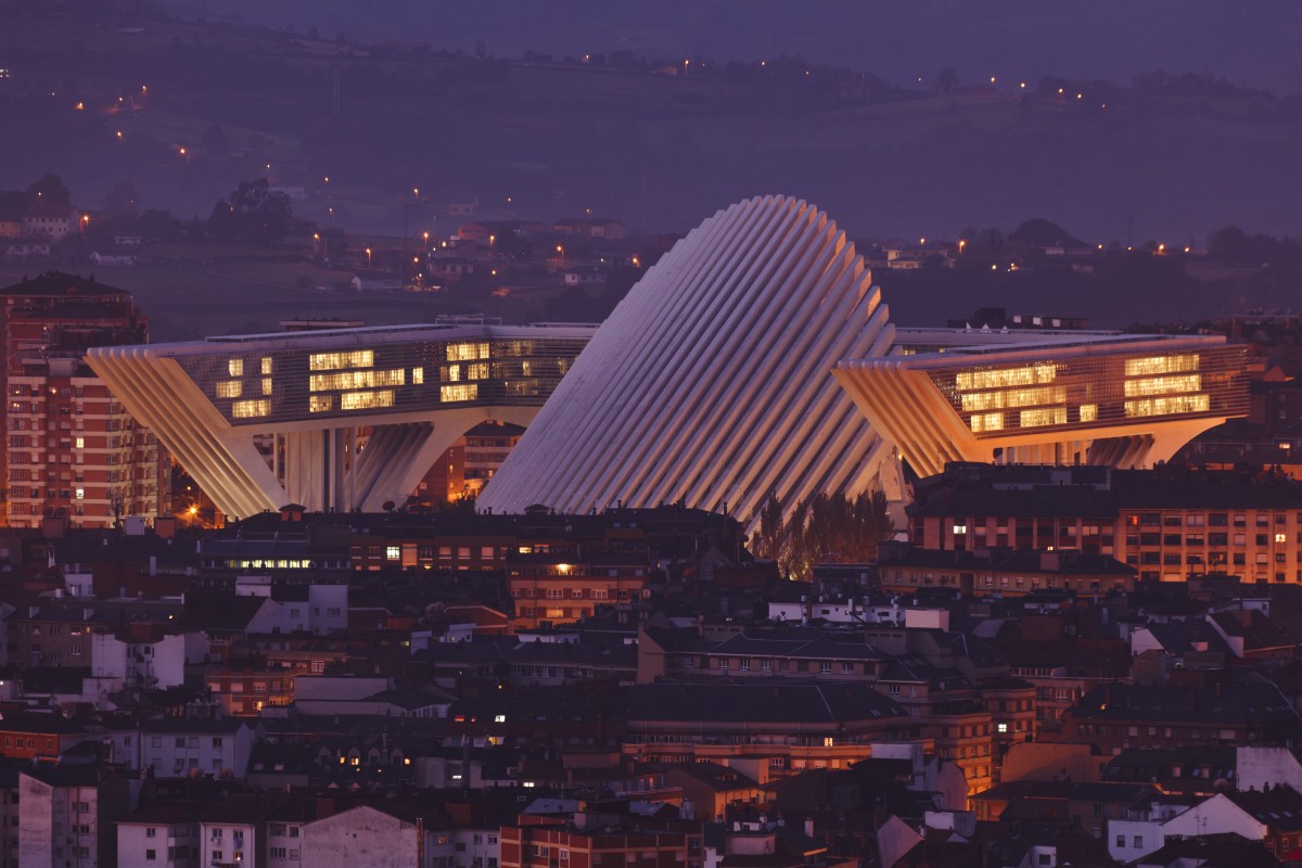 Calatrava condenado a pagar 3 millones por defectos en su palacio de congresos de oviedo (fotos)