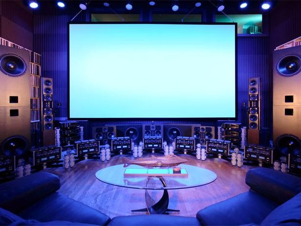 themed-home-theaters-5-Six-million-dollar-theater_lg