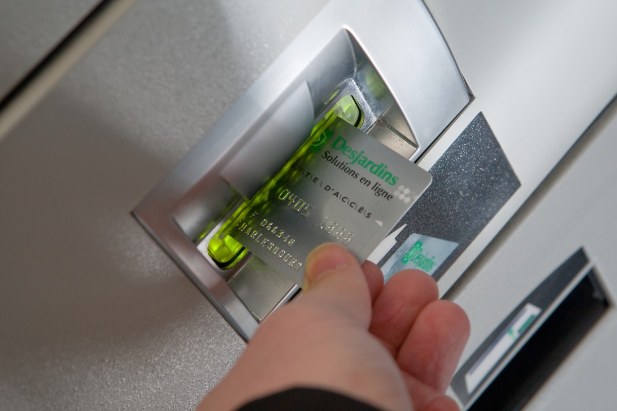 Las comisiones más ridículas que te puede cobrar un banco