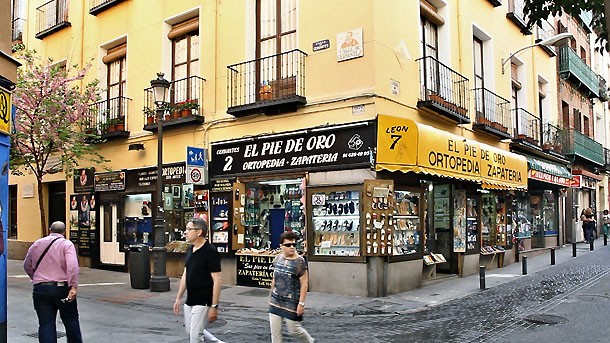 A góngora lo desahuciaron, cervantes vivía de alquiler y quevedo compró una casa sobre plano: así era el Madrid del siglo de oro (vídeo)