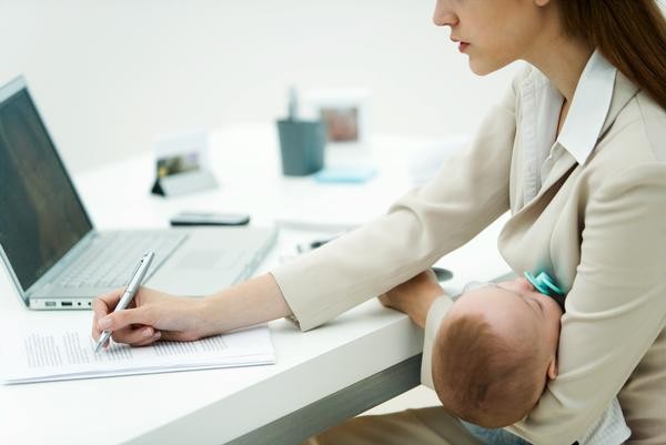 El gobierno abre la puerta a un impuesto “nuevo y diferente” de ayuda a familias o colectivos