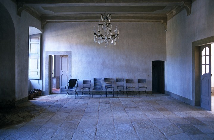 Tener una vivienda vacía le cuesta a la banca 2.160 euros al año