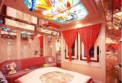 Los mejores 'hoteles del amor' de Japón: del vagón de metro a la consulta del doctor (fotos)