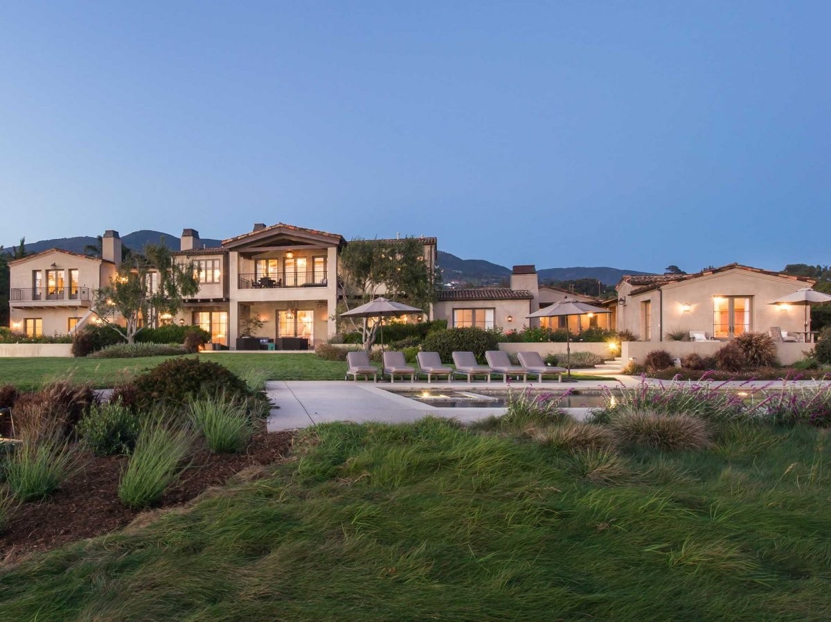 and-if-you-head-around-back-the-view-gets-even-more-impressive