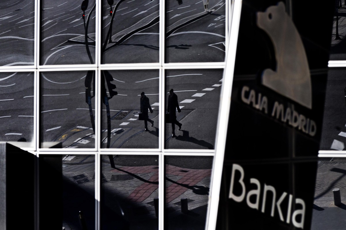 Bankia negocia con fondos para quitarse lastre inmobiliario