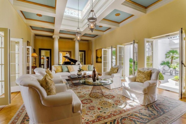 l6211b244-m5o-600x400_c