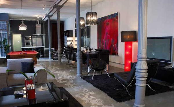 15 edificios anónimos convertidos en lugar de culto para los amantes de las series de tv