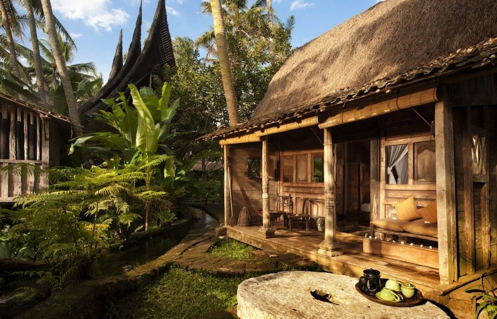 1000x641xbambuindahshrimphouseexterior-1024x656.jpg.pagespeed.ic_.dbwgtjkpkp