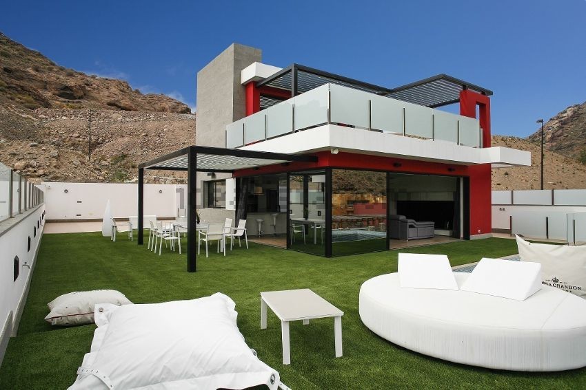 David silva, de futbolista de la selección a promotor inmobiliario: sus casas de lujo a la venta en idealista.com