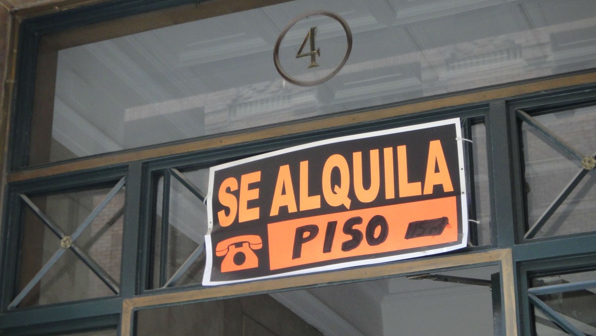 El mercado de alquiler tiene su propia ‘prima de riesgo’ y hace que miles de pisos continúen sin inquilino