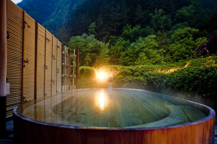 Fitch ve estabilización del precio de la vivienda en España pero cree que está sobrevalorada en un 10%