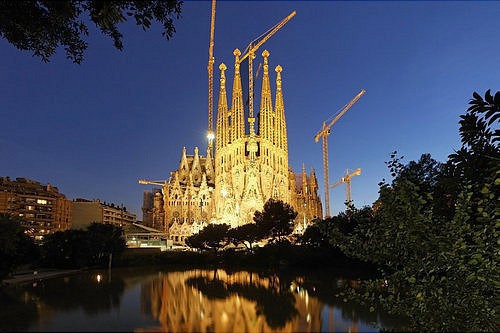 88 aniversario de la muerte de gaudí: repasamos sus obras más relevantes (fotos)