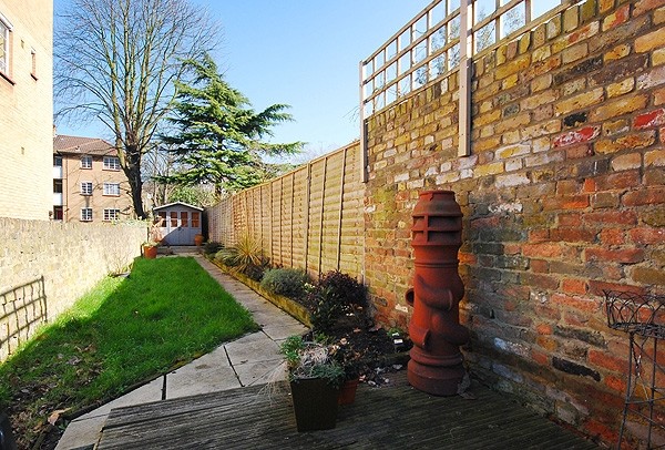 Alquilar un apartamento en semana santa cuesta 24 euros de media por persona