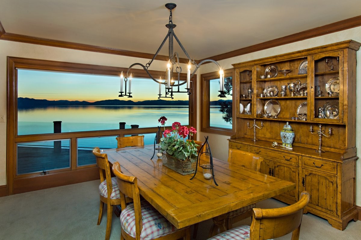 the-view-from-the-dining-room-cant-be-beat