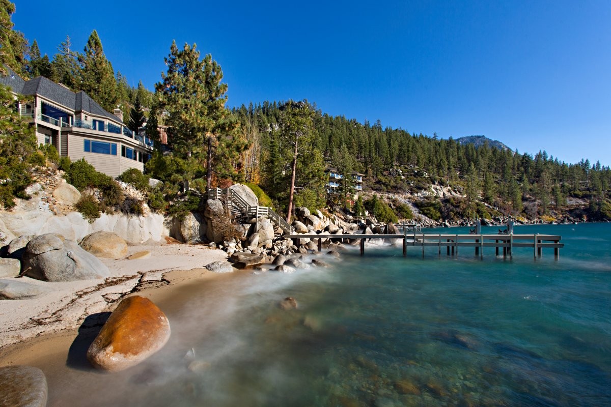 Casas de ensueño: una mansión rústica a los pies del lago tahoe