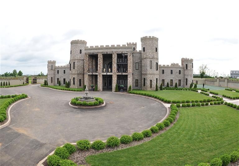 Casas de ensueño: vivir a cuerpo de rey en el (otro) palacio de versalles