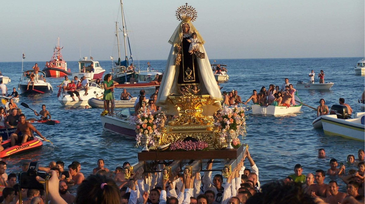 Festividad de la virgen del Carmen: casas para vivir en la El Carmen