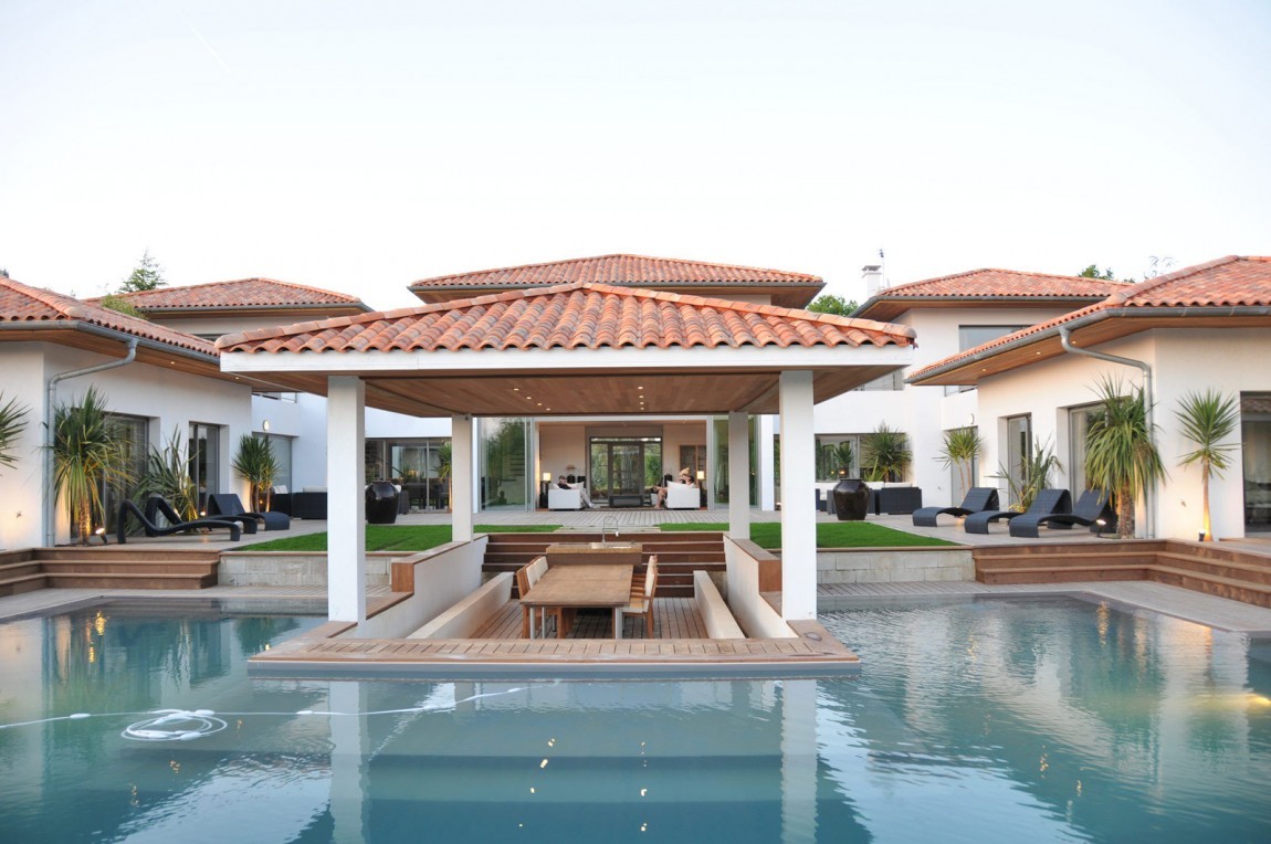 Casas de ensueño: una villa de estilo asiático en la elegante ciudad de biarritz (Francia)