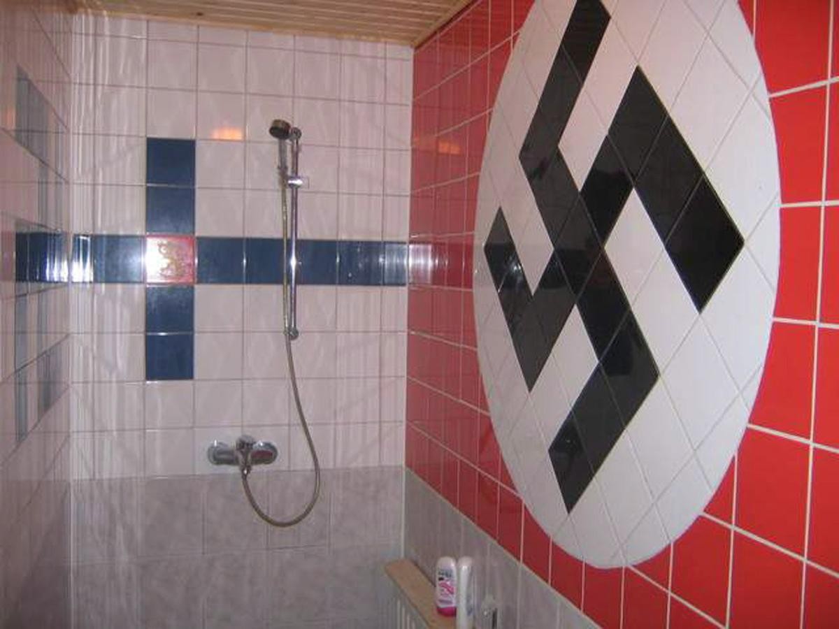 Así no vas a vender tu casa: 26 imágenes de anuncios inmobiliarios que espantarían a cualquier comprador (fotos)