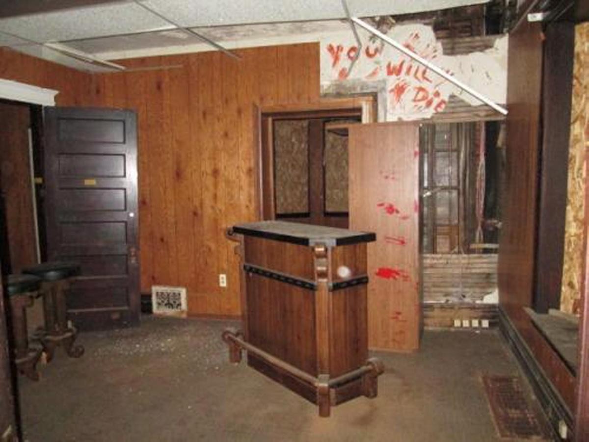 Así no vas a vender tu casa: 26 imágenes de anuncios inmobiliarios que espantarían a cualquier comprador (fotos)